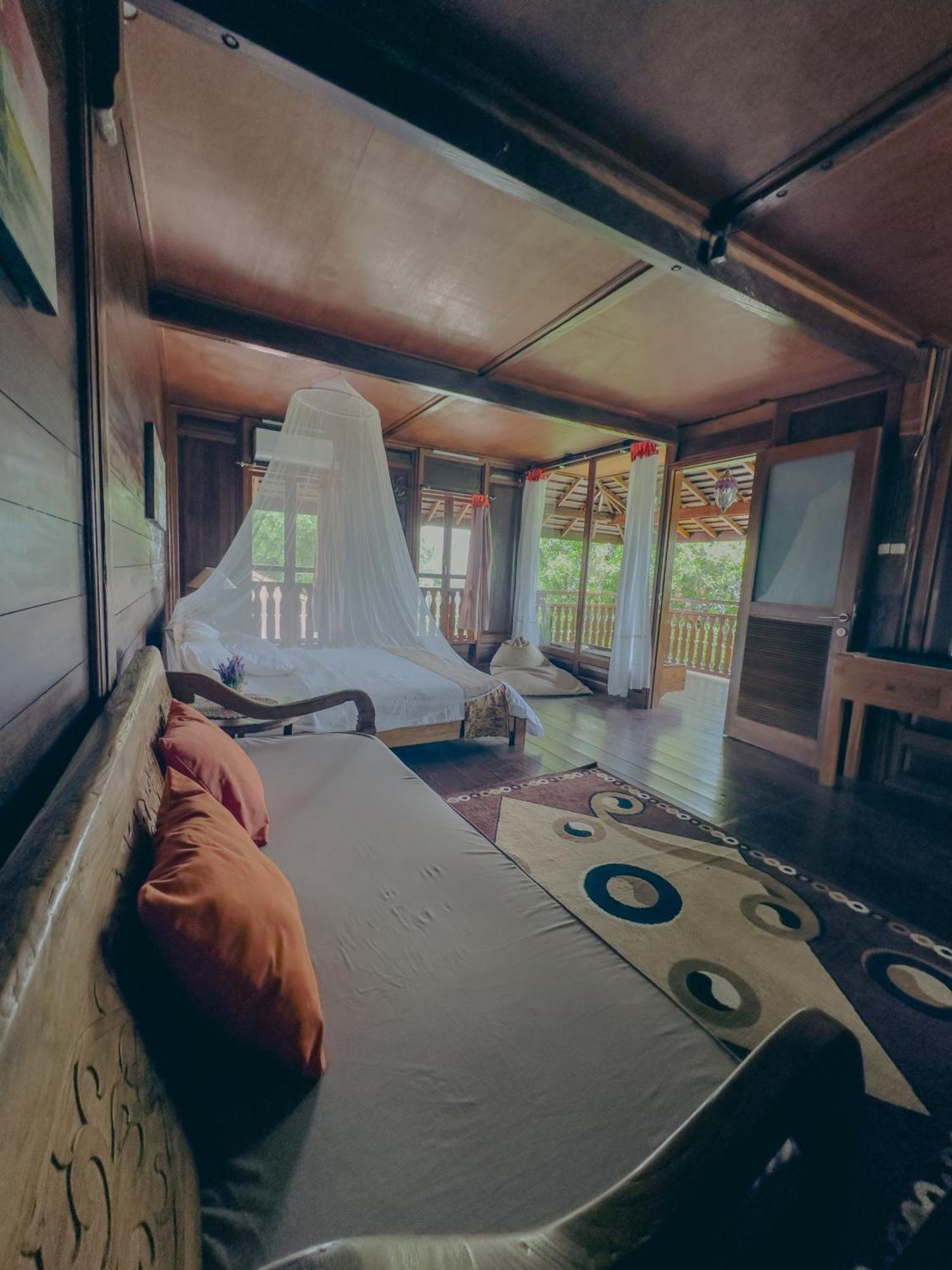 Munduk Tjeraki Houseゲストハウス エクステリア 写真